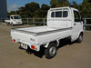 It is a picture of the white suzuki carry truck in 2003,Sub Photo 4 Stock No.Y040358