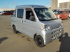 It is a picture of the silver daihatsu hijet deck van in 2006,Sub Photo 0 Stock No.Y040604