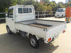 It is a picture of the white suzuki carry truck in 2007,Sub Photo 2 Stock No.Y040952
