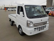 It is a picture of the white suzuki carry truck in 2021,First Photo Stock No.Y041077