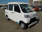 It is a picture of the white daihatsu hijet deck van in 2021,First Photo Stock No.Y041158