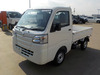It is a picture of the white daihatsu hijet dump in 2021,Sub Photo 2 Stock No.Y041324