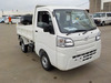 It is a picture of the white daihatsu hijet dump in 2021,Sub Photo 1 Stock No.Y041662