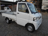It is a picture of the white nissan clipper truck in 2012,Sub Photo 0 Stock No.Y041918