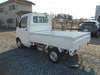 It is a picture of the white suzuki carry truck in 2006,Sub Photo 3 Stock No.Y041962