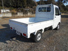 It is a picture of the white suzuki carry truck in 2006,Sub Photo 6 Stock No.Y041962