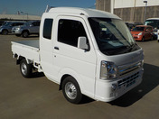 It is a picture of the white suzuki carry jumbo in 2019,First Photo Stock No.Y042043