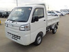 It is a picture of the white daihatsu hijet dump in 2021,Sub Photo 2 Stock No.Y042291