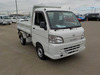 It is a picture of the white daihatsu hijet in 2014,Sub Photo 1 Stock No.Y042671