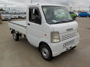 It is a picture of the white suzuki carry truck in 2008,First Photo Stock No.Y042719