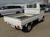 It is a picture of the white suzuki carry truck in 2009,Sub Photo 4 Stock No.Y042817