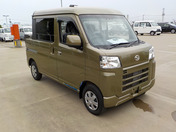It is a picture of the khaki daihatsu hijet deck van in 2022,First Photo Stock No.Y043725
