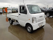 It is a picture of the white suzuki carry truck in 2008,First Photo Stock No.Y044689
