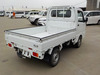 It is a picture of the white suzuki carry truck in 2018,Sub Photo 4 Stock No.Y045016