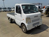 It is a picture of the white suzuki carry truck in 2006,Sub Photo 0 Stock No.Y045973