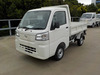 It is a picture of the white daihatsu hijet dump in 2022,Sub Photo 2 Stock No.Y046419