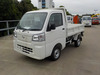It is a picture of the white daihatsu hijet dump in 2022,Sub Photo 2 Stock No.Y046421