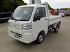 It is a picture of the white daihatsu hijet dump in 2022,Sub Photo 2 Stock No.Y046422