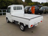 It is a picture of the white suzuki carry truck in 2007,Sub Photo 2 Stock No.Y047086