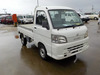It is a picture of the white daihatsu hijet truck in 2008,Sub Photo 0 Stock No.Y047139