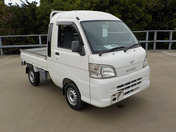It is a picture of the white daihatsu hijet jumbo in 2013,First Photo Stock No.Y047143