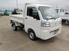 It is a picture of the white daihatsu hijet in 2022,Sub Photo 1 Stock No.Y047521