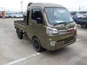 It is a picture of the khaki daihatsu hijet jumbo in 2016,First Photo Stock No.Y047550