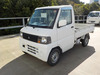 It is a picture of the white mitsubishi minicab truck in 2005,Sub Photo 1 Stock No.Y047744