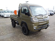 It is a picture of the  khaki  daihatsu hijet jumbo in 2021,First Photo Stock No.Y048086