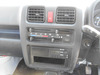 It is a picture of the white suzuki carry truck in 2004,Sub Photo 9 Stock No.Y048358