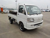It is a picture of the white daihatsu hijet truck in 2004,Sub Photo 0 Stock No.Y048418