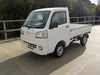 It is a picture of the white daihatsu hijet truck in 2014,Sub Photo 1 Stock No.Y048517