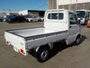 It is a picture of the white suzuki carry truck in 2006,Sub Photo 4 Stock No.Y048854