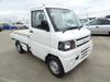 It is a picture of the white mitsubishi minicab truck in 2010,Sub Photo 0 Stock No.Y048906