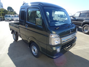It is a picture of the khaki suzuki carry jumbo in 2022,First Photo Stock No.Y049176